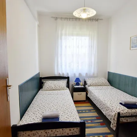 Apartment With Parking Space - 22482