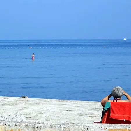 With Parking Space - 22482 Апартаменты *